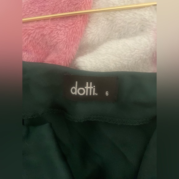 formal dress, worn once, great condition - Picture 2 of 2